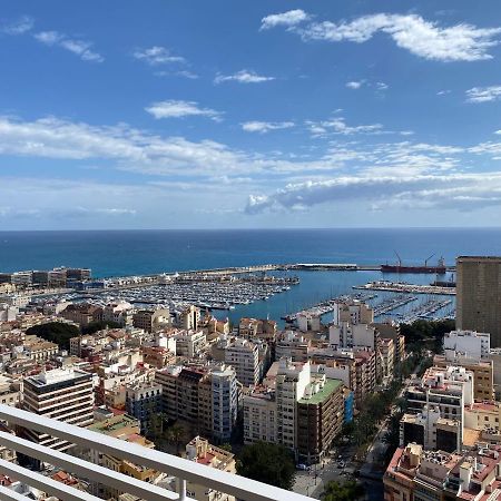 Apartamento 29Th Floor & Sea View لقنت المظهر الخارجي الصورة